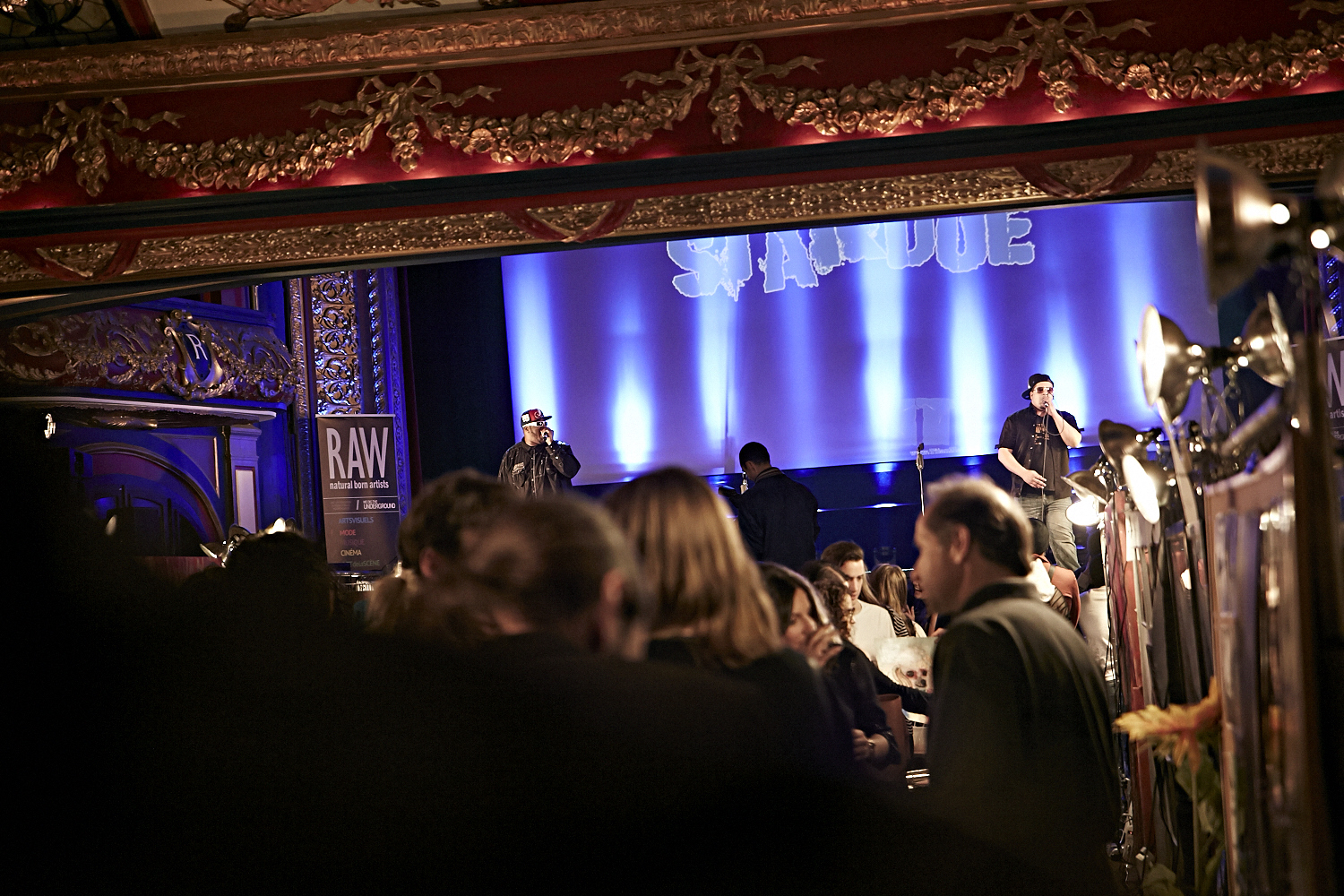 RAW Montréal signe une soirée éclectique et artistique au chic Rialto