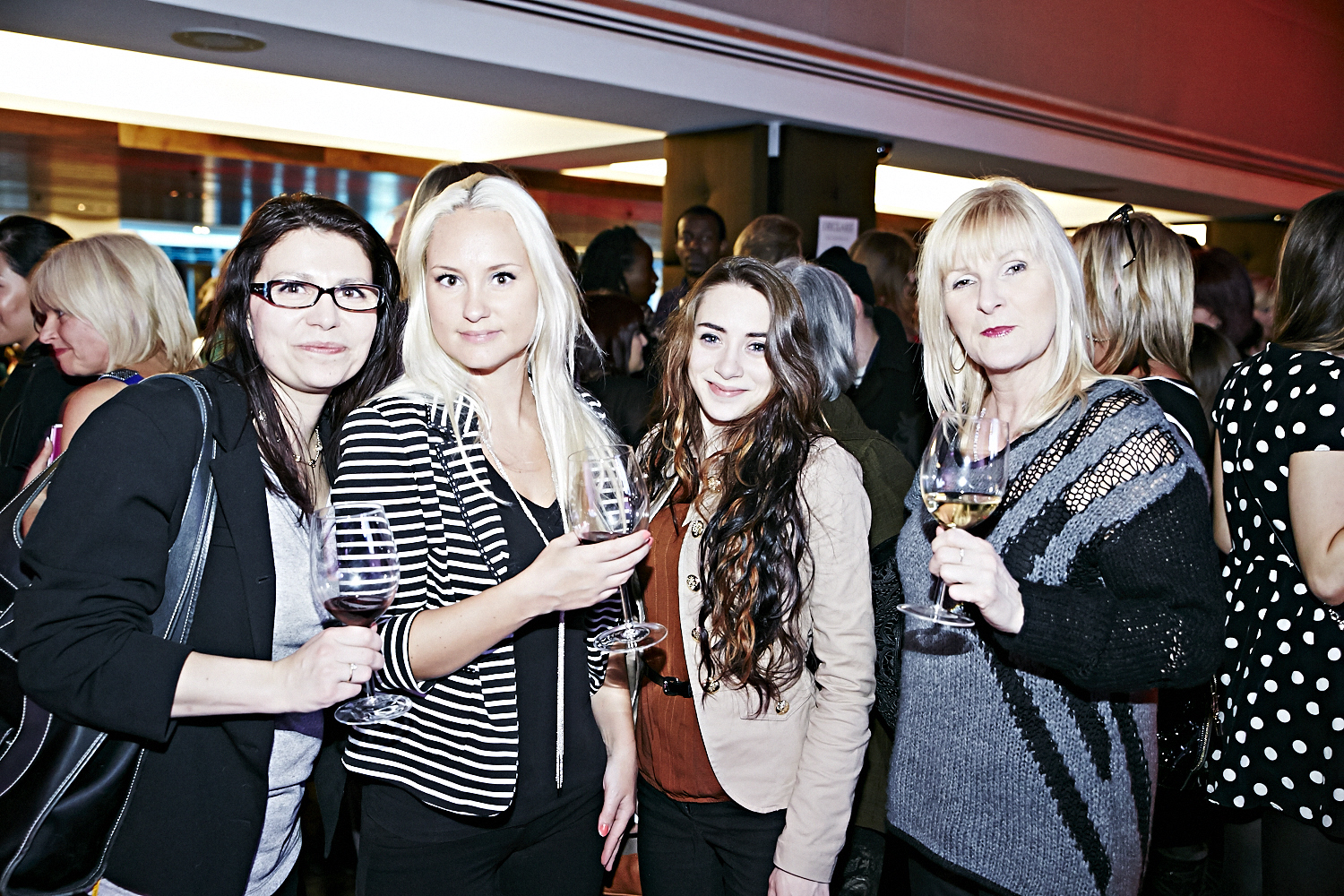 Soirée de filles à l'Hôtel W pour le lancement des produits DÉCLARÉ