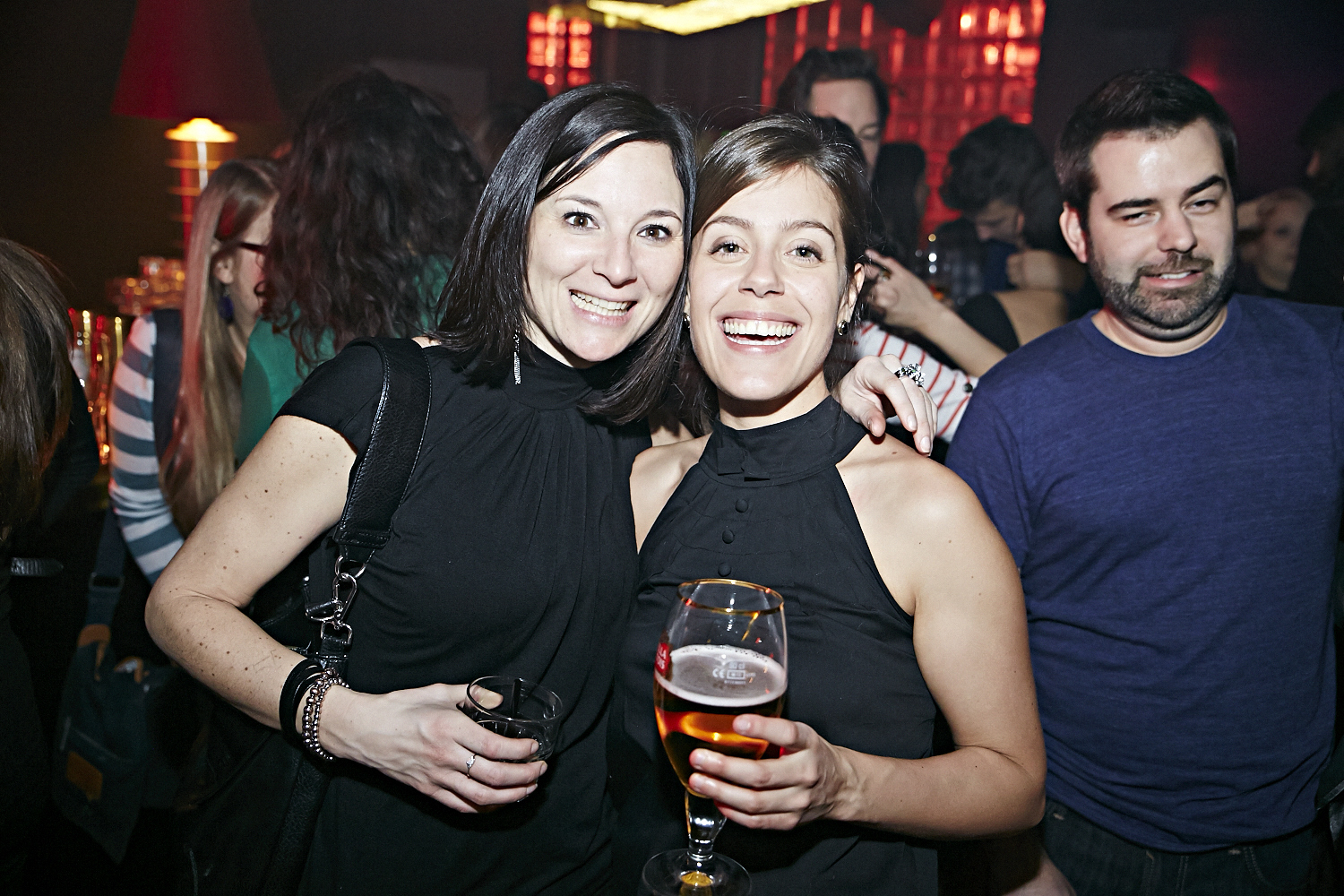 Le party, le samedi, c'est au Datcha que ça se passe!