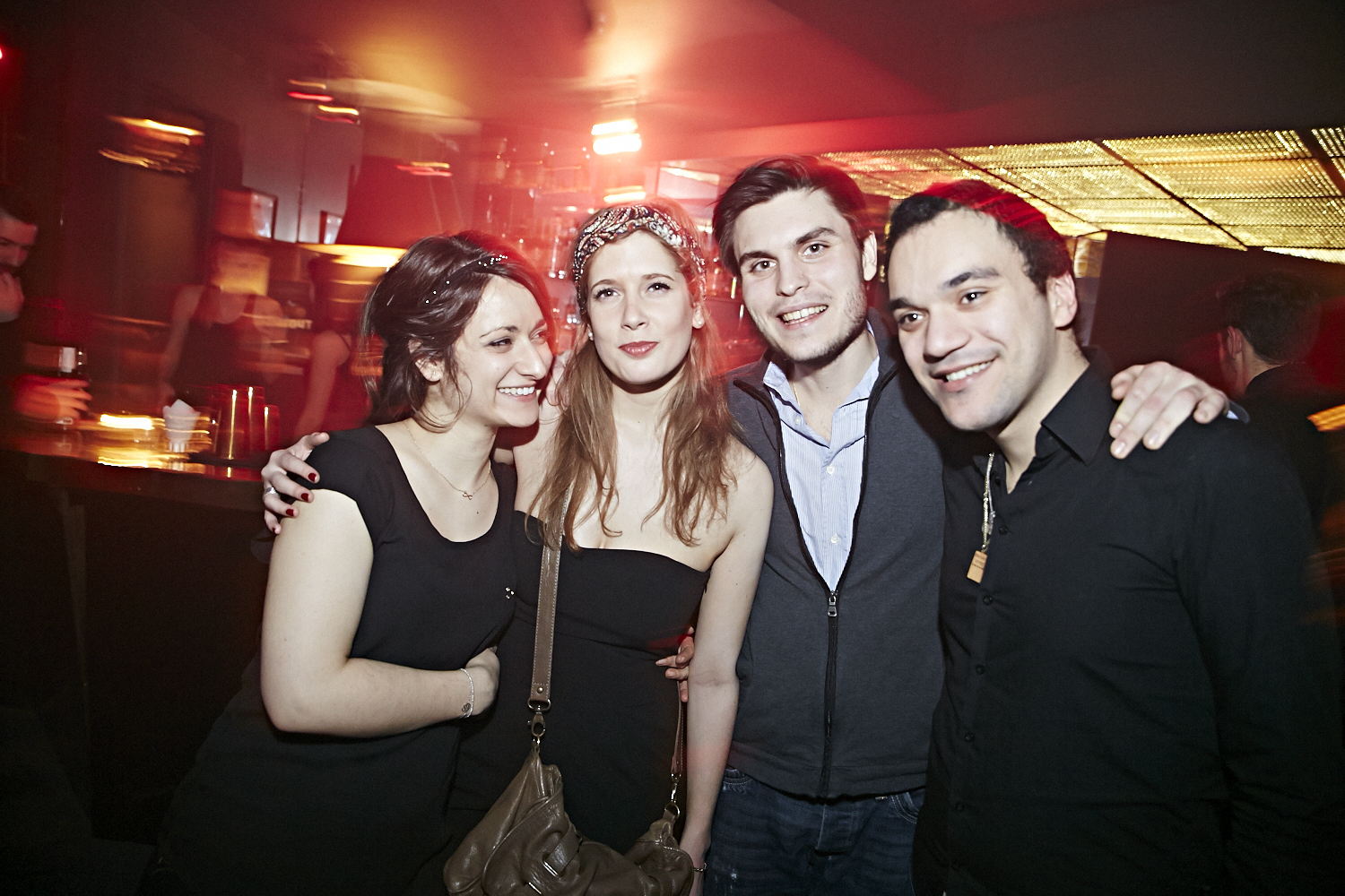 Le party, le samedi, c'est au Datcha que ça se passe!