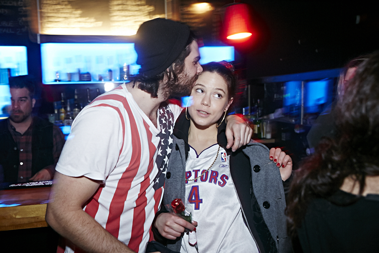 Riff Raff attire une foule bruyante et sur le party au Cabaret Underworld!