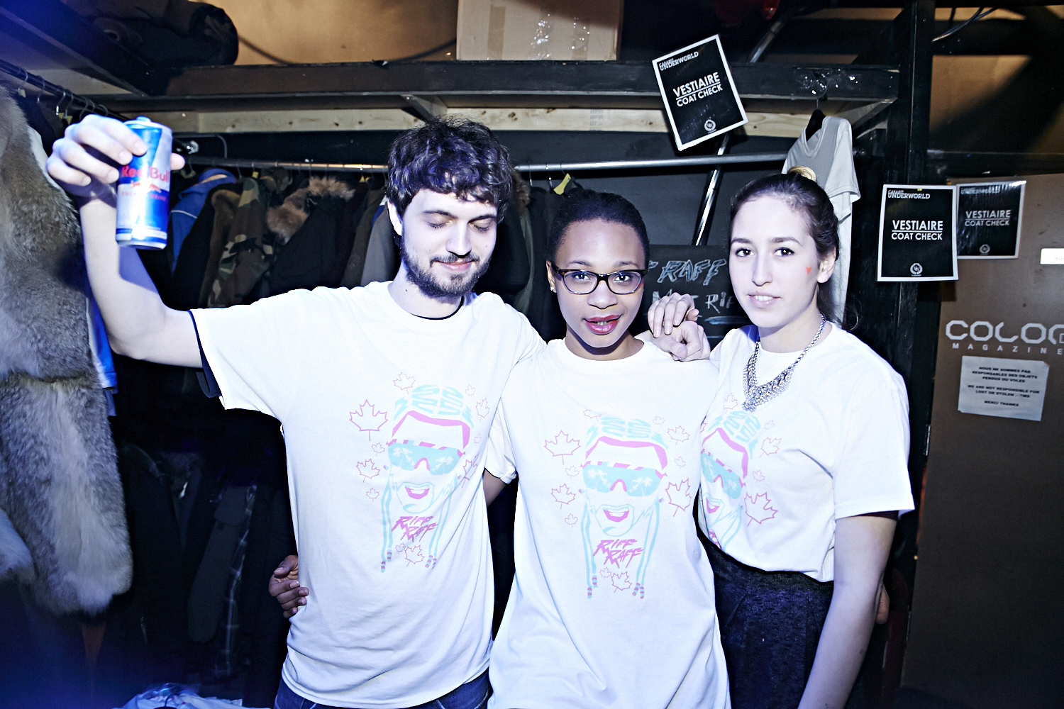 Riff Raff attire une foule bruyante et sur le party au Cabaret Underworld!