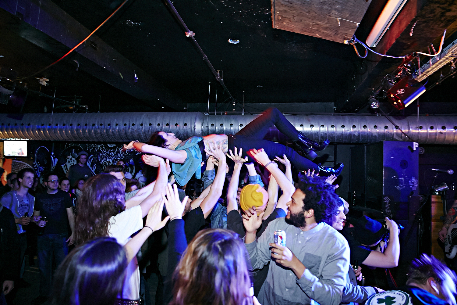 Barbes, bières et déchéance au lancement du nouveau CD de Hey Sugar au Cabaret Underworld