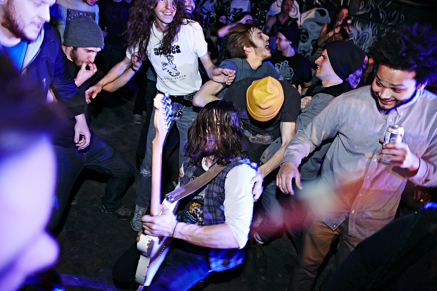 Barbes, bières et déchéance au lancement du nouveau CD de Hey Sugar au Cabaret Underworld