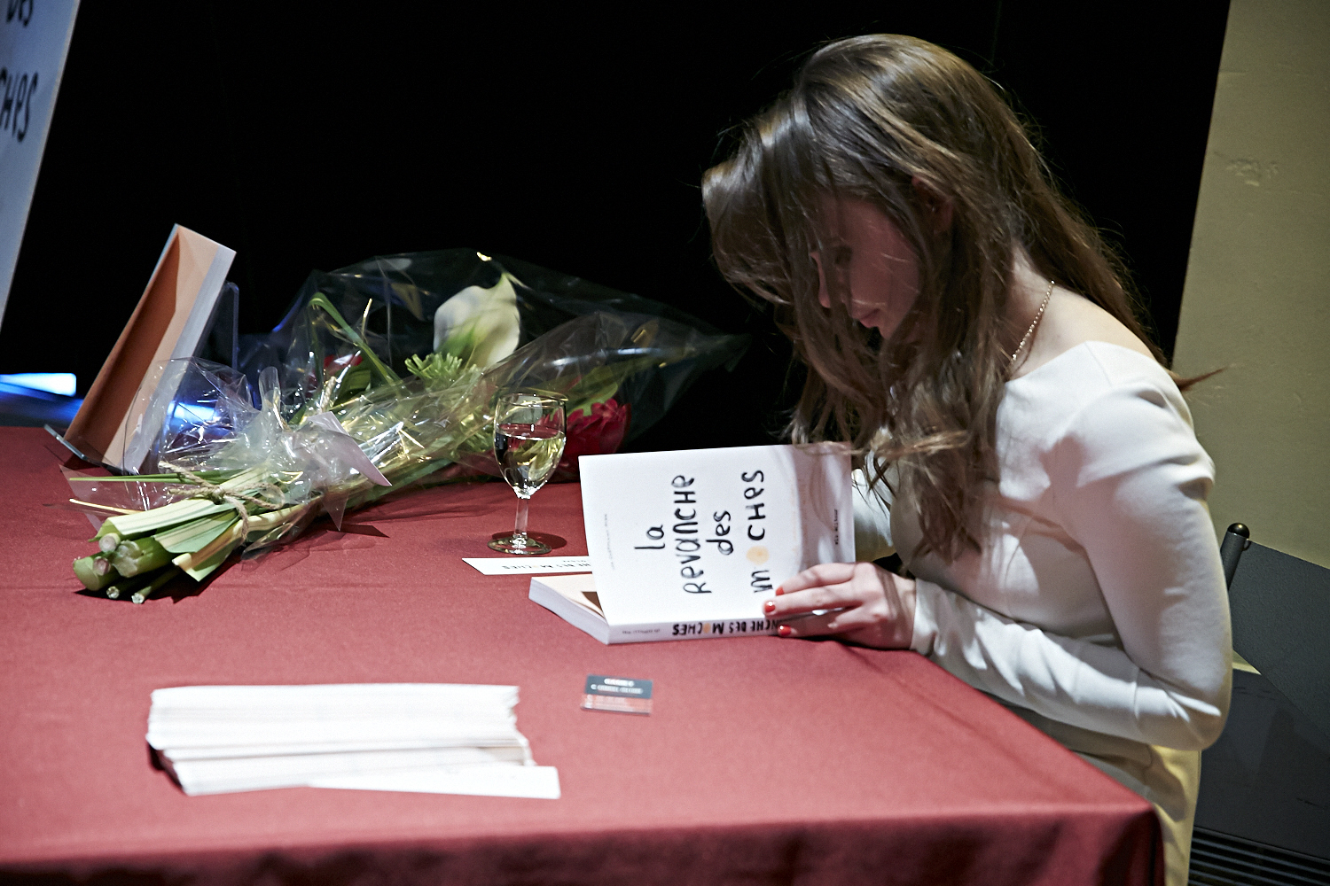 LA REVANCHE DES MOCHES, premier essai de Léa Clermont-Dion, est lancé au Monument National