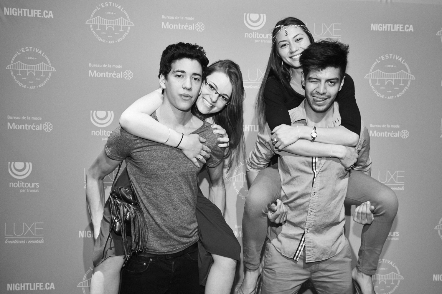 On fait des folies dans le photobooth de l'Estival 2014 présenté par NIGHTLIFE!