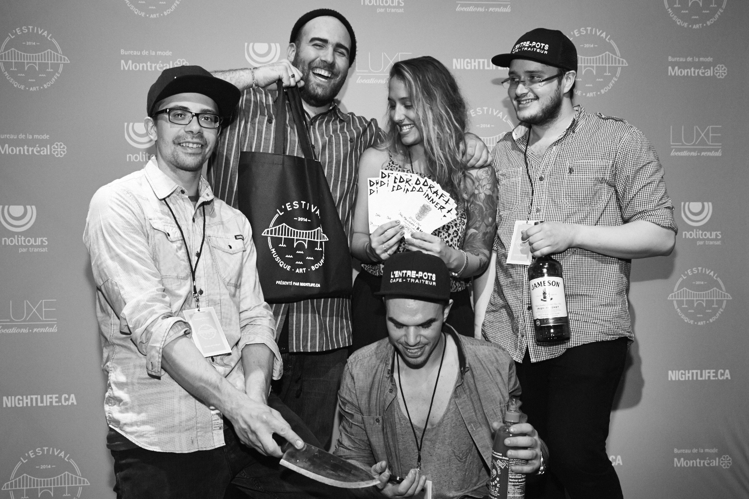 On fait des folies dans le photobooth de l'Estival 2014 présenté par NIGHTLIFE!