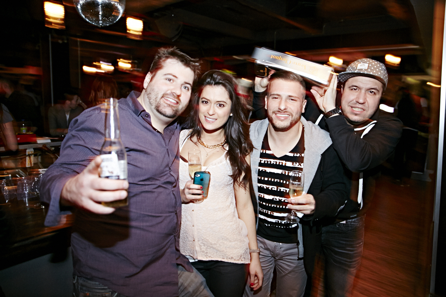 Tout est permis le jeudi au Ivy Nightclub!