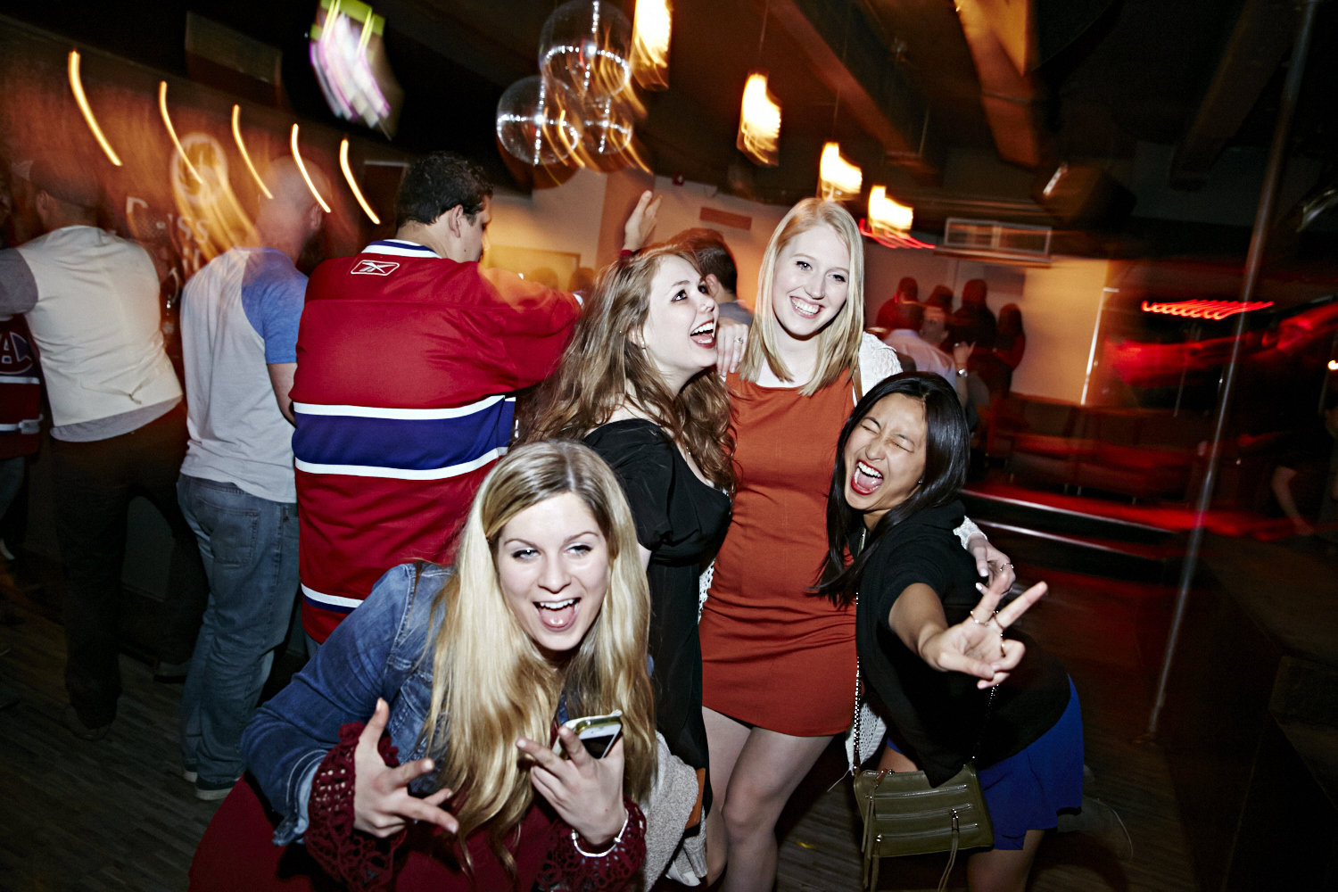 Tout est permis le jeudi au Ivy Nightclub!