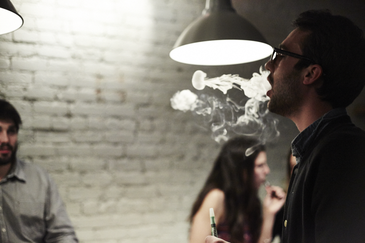 L'ouverture du VapoClub rue St-Denis: idée de génie pour les amateurs de cigarettes électroniques!