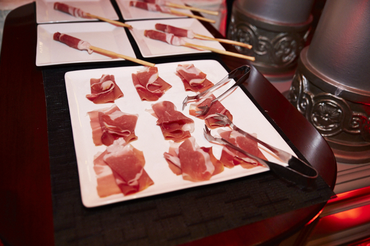 Ferrari et bulles réunies à l'hôtel St-James pour la F1