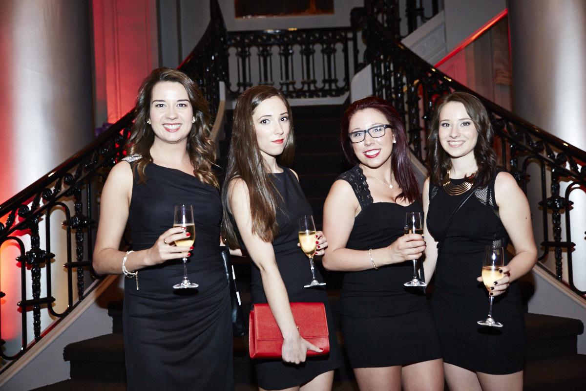 Ferrari et bulles réunies à l'hôtel St-James pour la F1