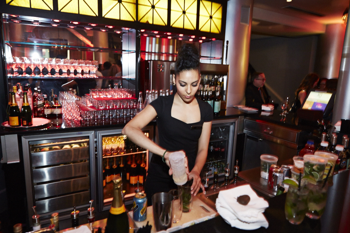 Ferrari et bulles réunies à l'hôtel St-James pour la F1