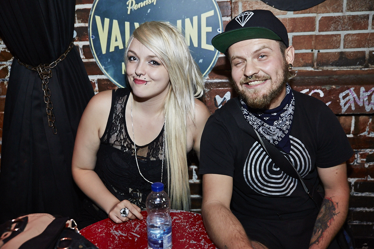 Beaux Dégâts: du Street Art aux Foufounes Électriques!