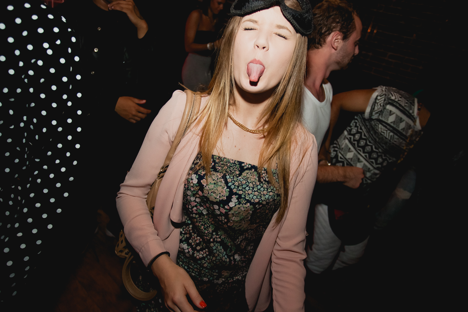 Crazy party au Galt Bar pour BEHIND THE MASK!