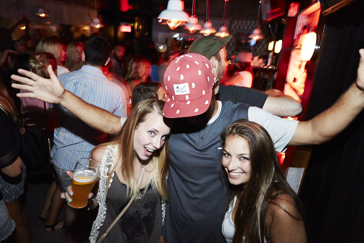 WELCOME BACK PARTY : fou party organisé par Ouisurf!