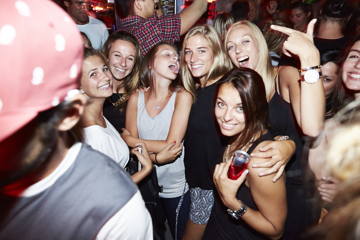 WELCOME BACK PARTY : fou party organisé par Ouisurf!