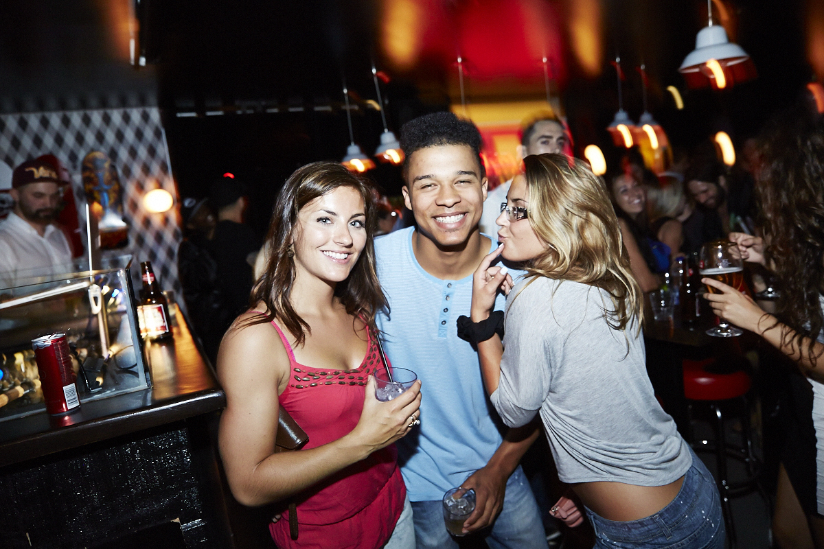 WELCOME BACK PARTY : fou party organisé par Ouisurf!