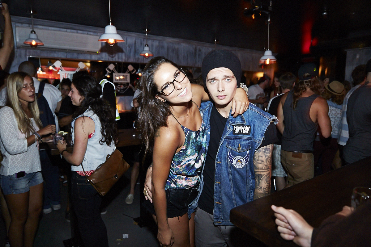 WELCOME BACK PARTY : fou party organisé par Ouisurf!