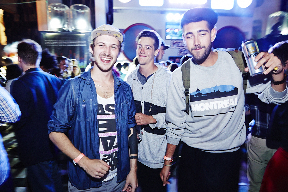 Gros Melting pot Juste pour Rire sous les étoiles à la Place des Arts