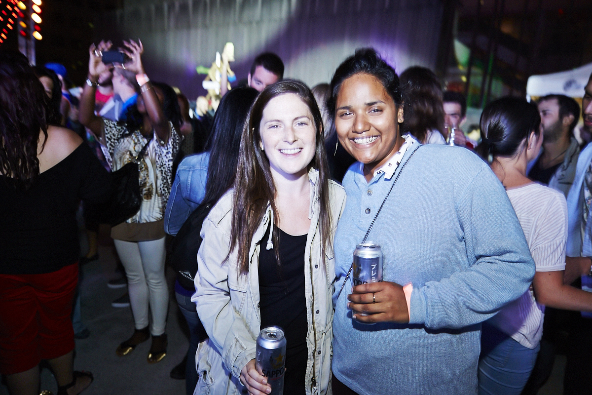Gros Melting pot Juste pour Rire sous les étoiles à la Place des Arts