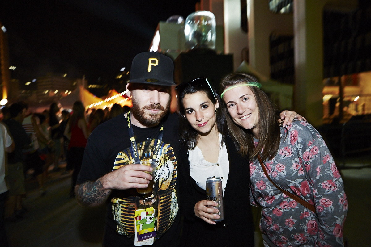 Gros Melting pot Juste pour Rire sous les étoiles à la Place des Arts