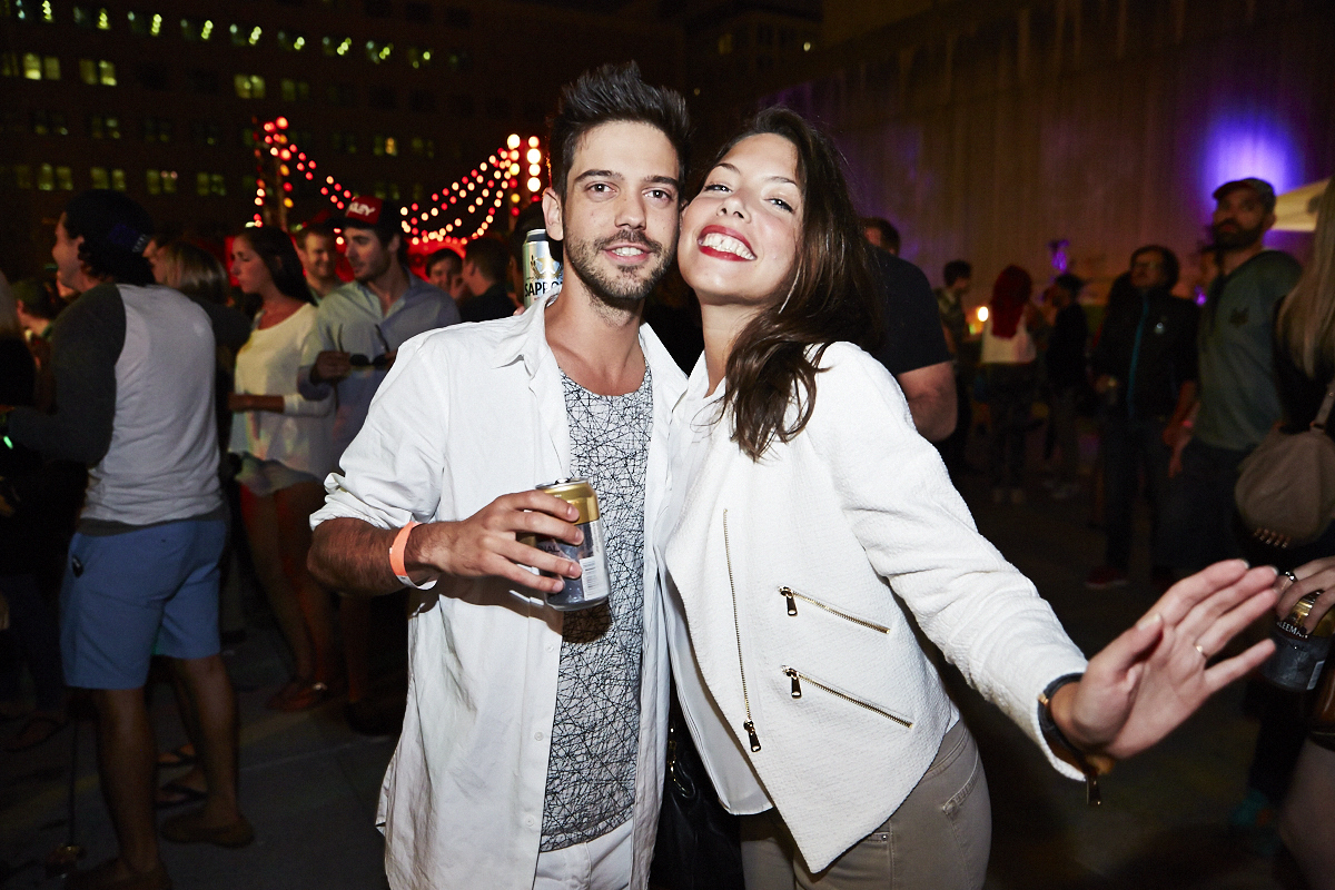 Gros Melting pot Juste pour Rire sous les étoiles à la Place des Arts