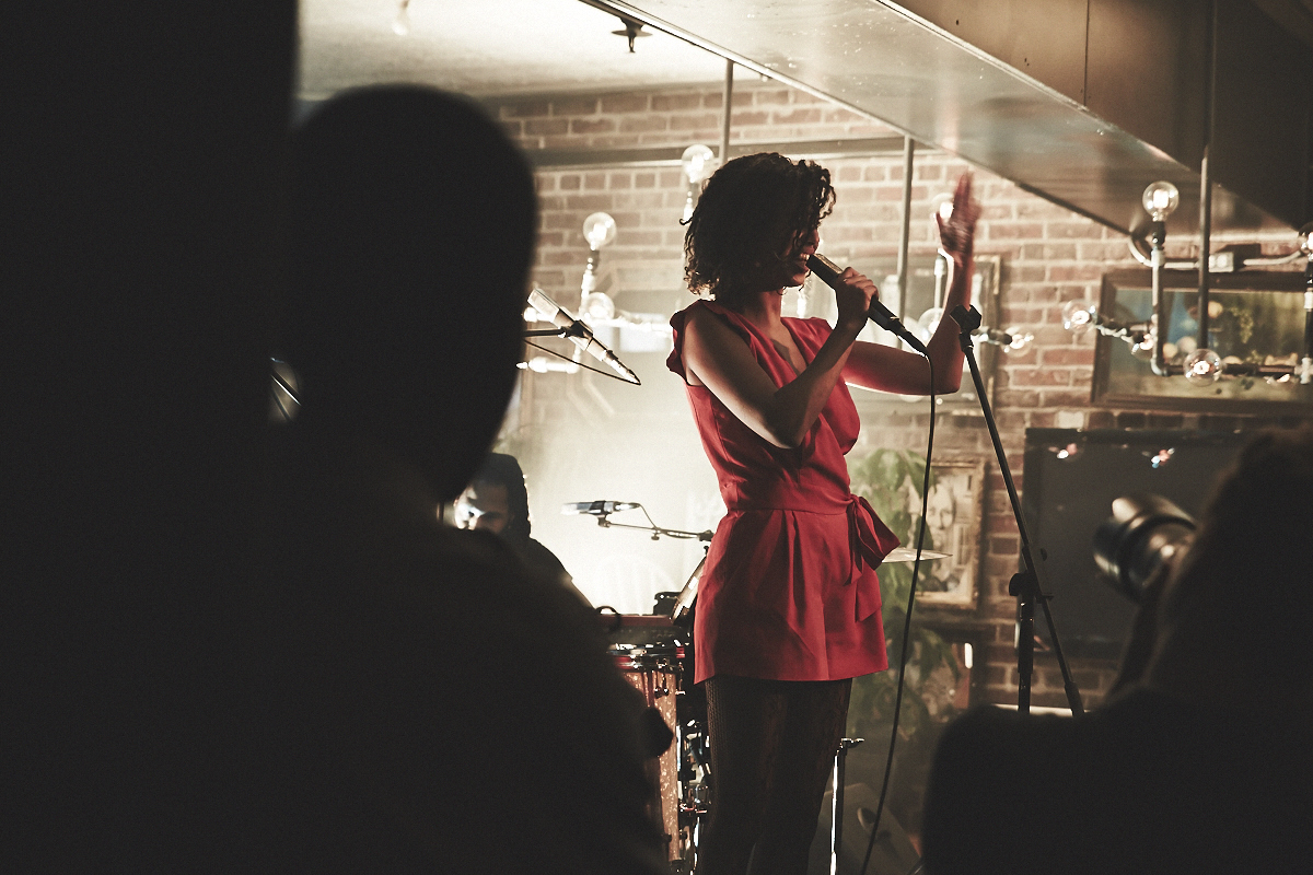 La Bronze fête son tout nouveau release à l'Apt. 200