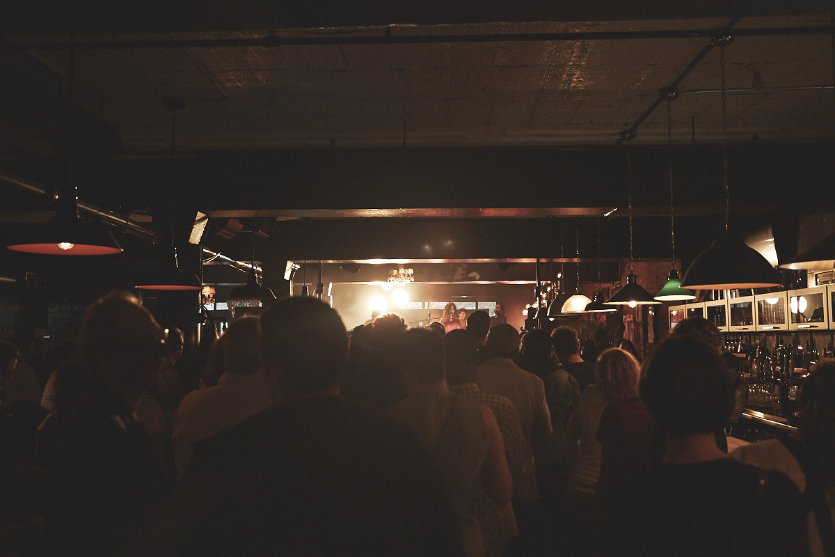 La Bronze fête son tout nouveau release à l'Apt. 200