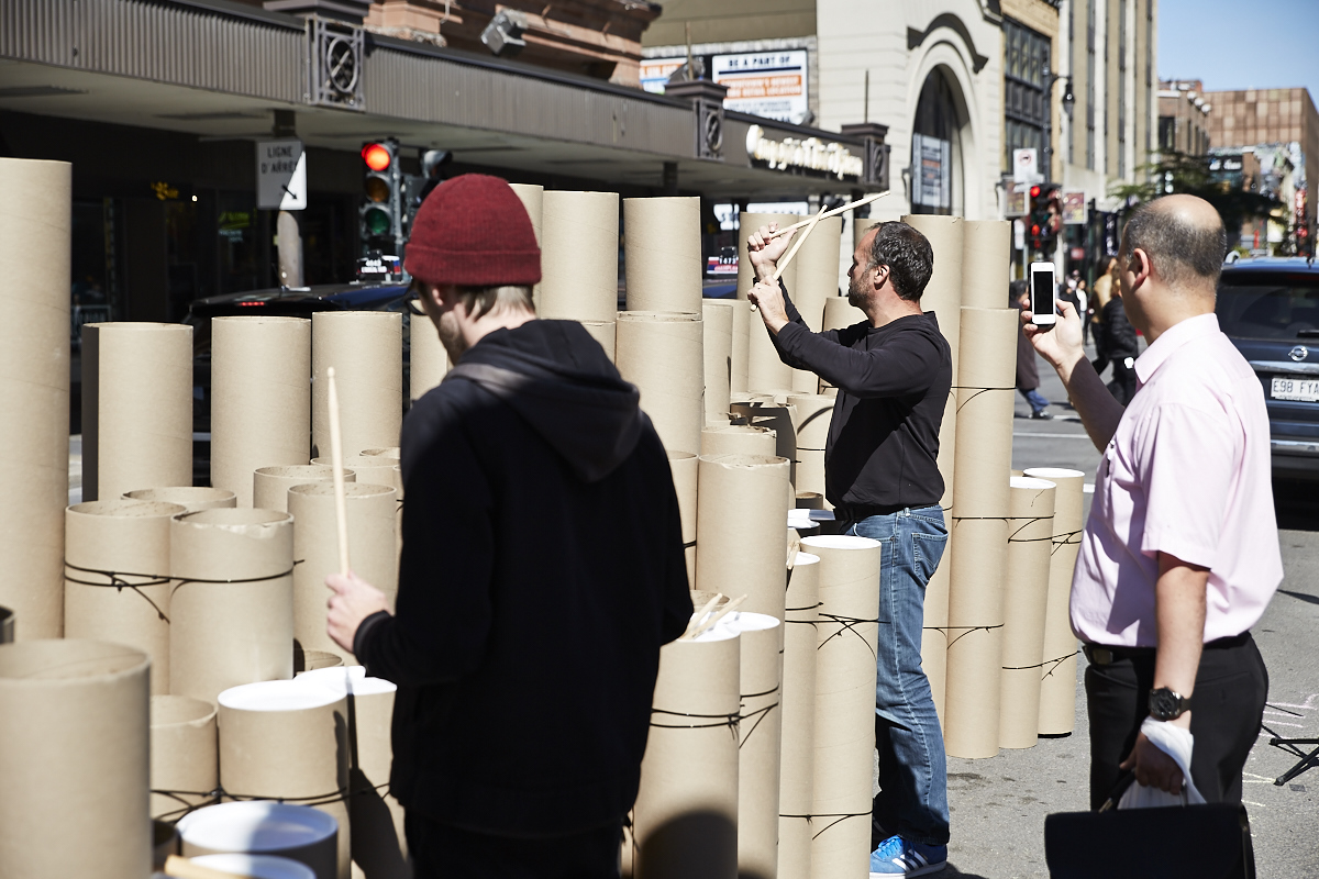 Park(ing) Day Montréal: notre ville déguisée par des nouveaux espaces de stationnement