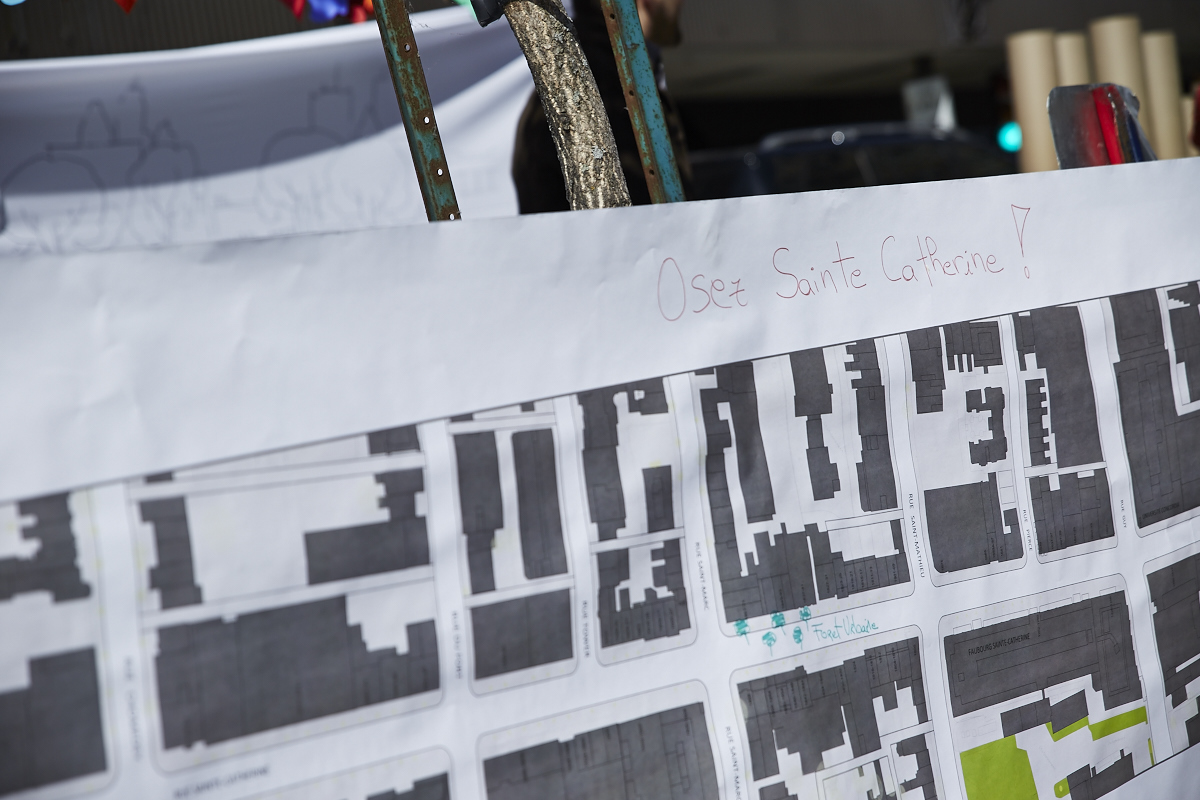 Park(ing) Day Montréal: notre ville déguisée par des nouveaux espaces de stationnement