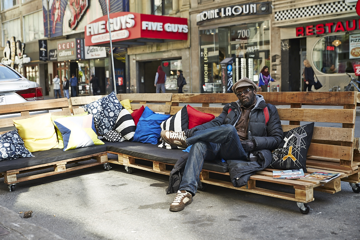 Park(ing) Day Montréal: notre ville déguisée par des nouveaux espaces de stationnement