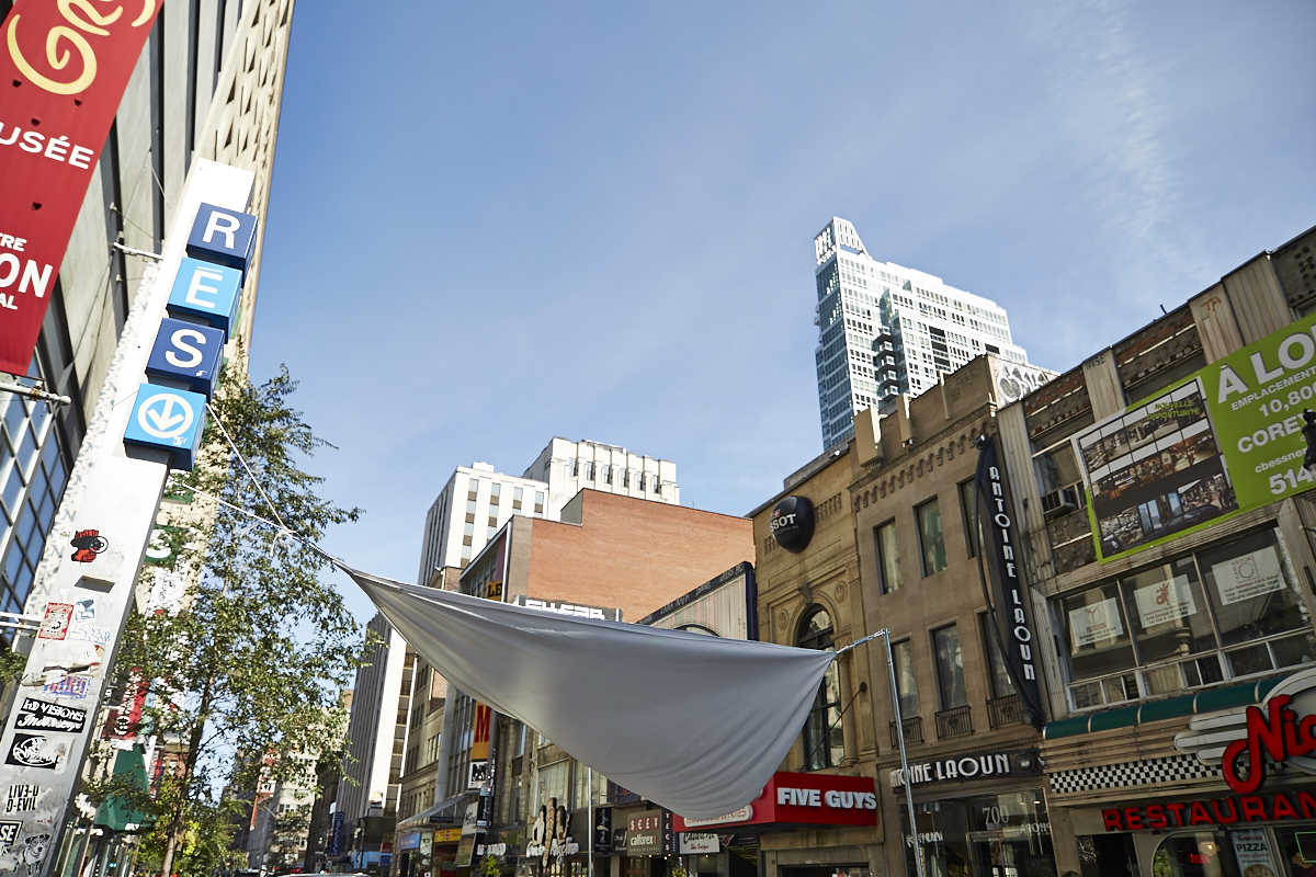 Park(ing) Day Montréal: notre ville déguisée par des nouveaux espaces de stationnement