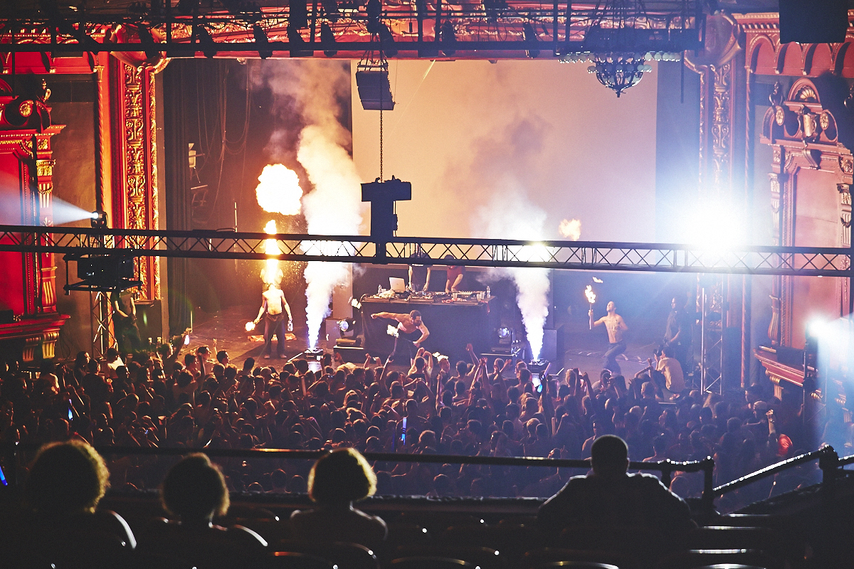 Un party très HOT pour la rentrée AéESG-UQAM!