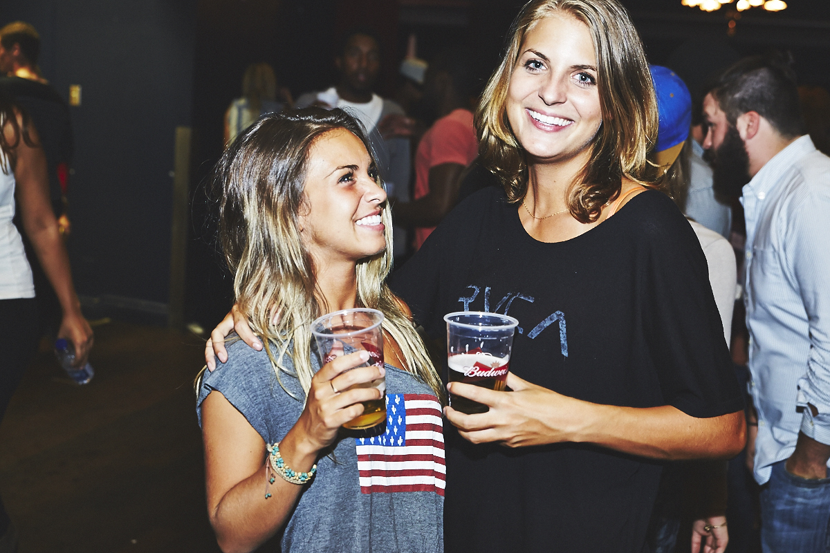 Un party très HOT pour la rentrée AéESG-UQAM!