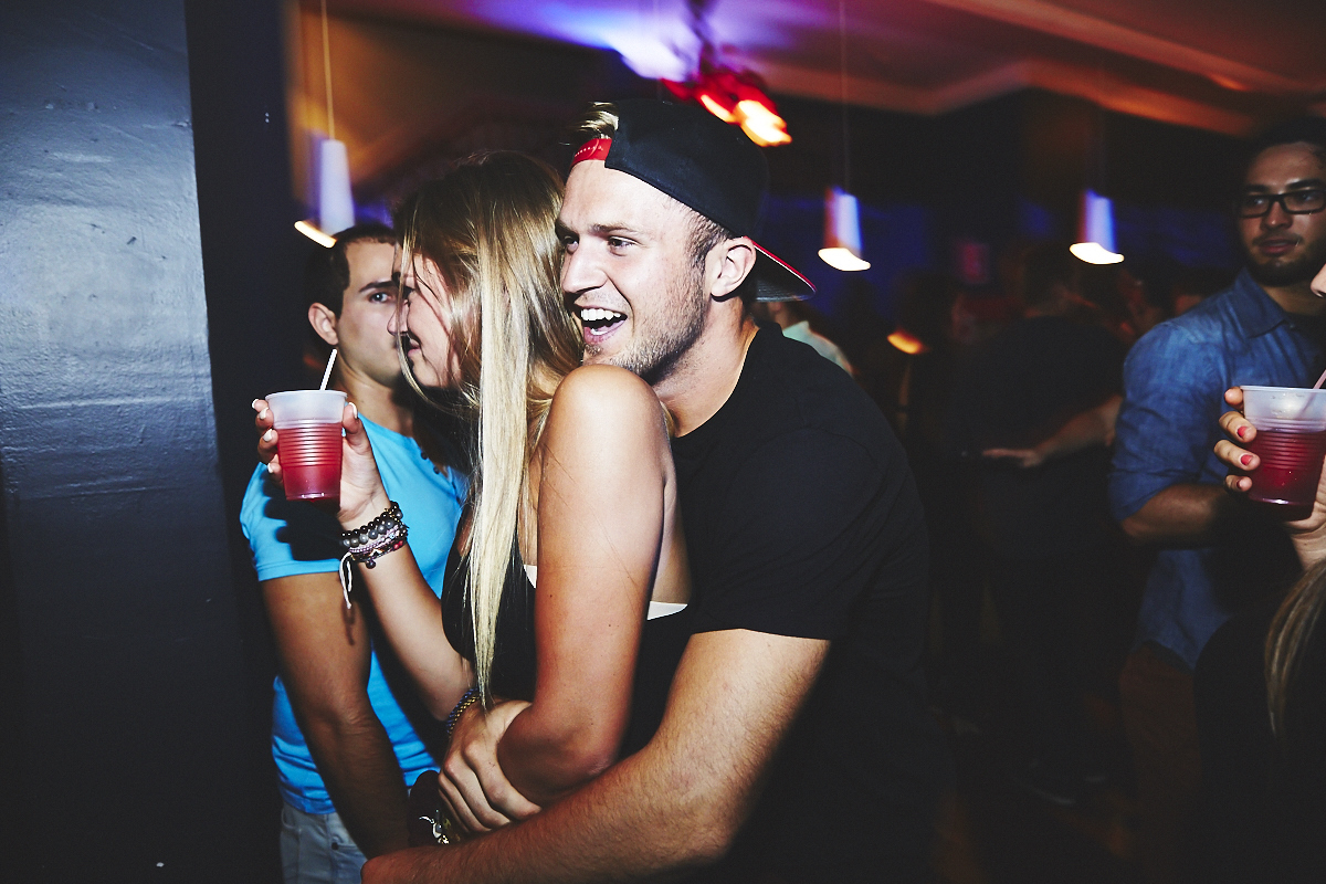 Un party très HOT pour la rentrée AéESG-UQAM!