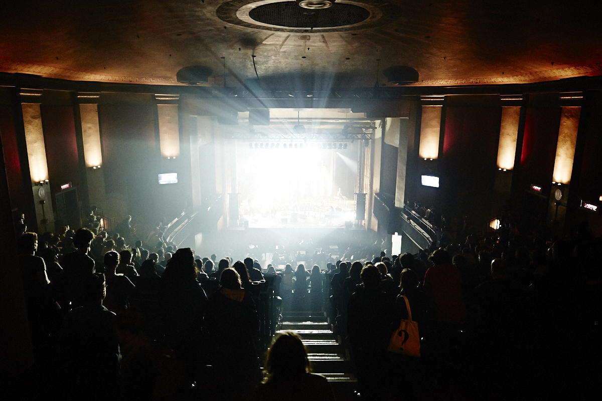 Fontarabie et Fanny Bloom illuminent le Métropolis