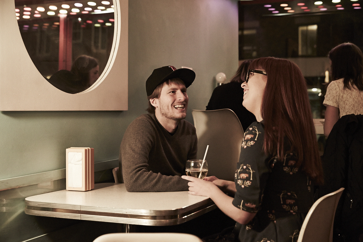 This is better than porn lance son 2e recueil de textes et de photos pas mal osé!