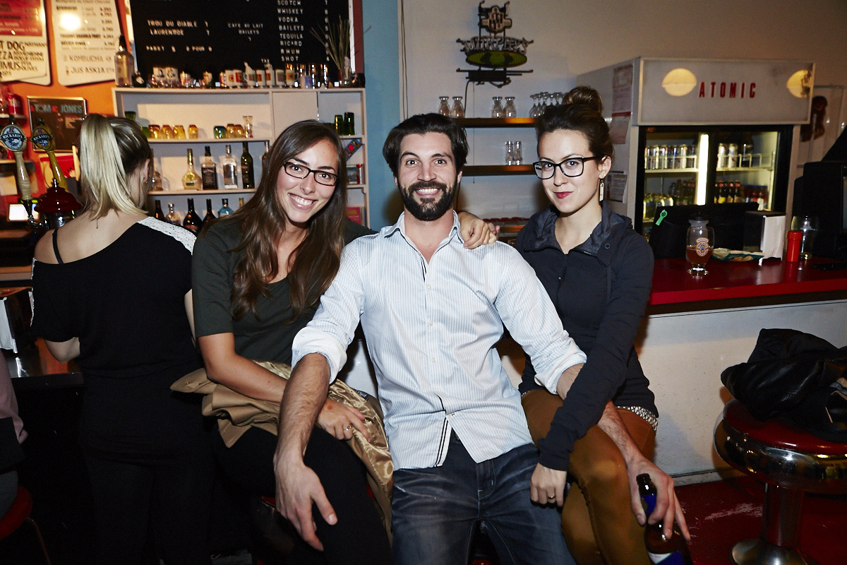 This is better than porn lance son 2e recueil de textes et de photos pas mal osé!