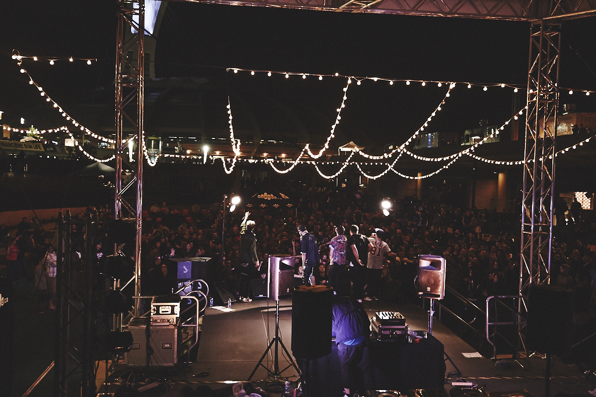 Dead Obies, Le Trouble, des foodtrucks et le Stade olympique; Montréal dans toute sa splendeur!
