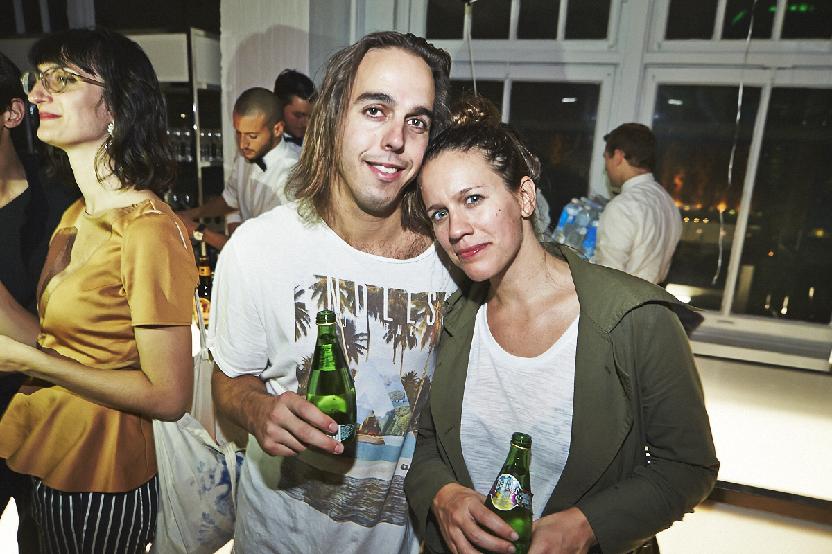 L'agence Tuxedo célèbre son déménagement avec une pendaison de crémaillère bien arrosée!