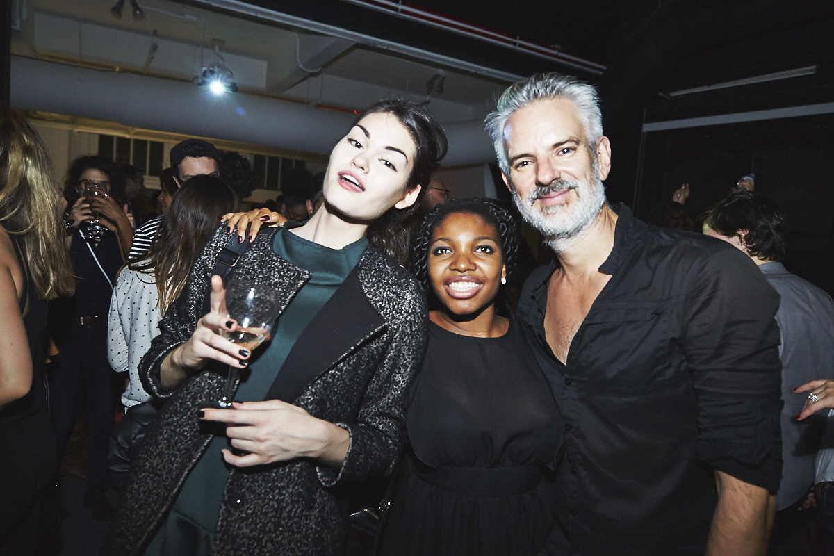 L'agence Tuxedo célèbre son déménagement avec une pendaison de crémaillère bien arrosée!