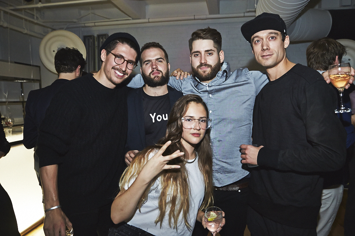 L'agence Tuxedo célèbre son déménagement avec une pendaison de crémaillère bien arrosée!