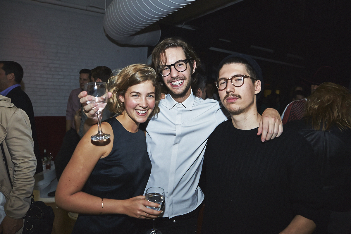 L'agence Tuxedo célèbre son déménagement avec une pendaison de crémaillère bien arrosée!