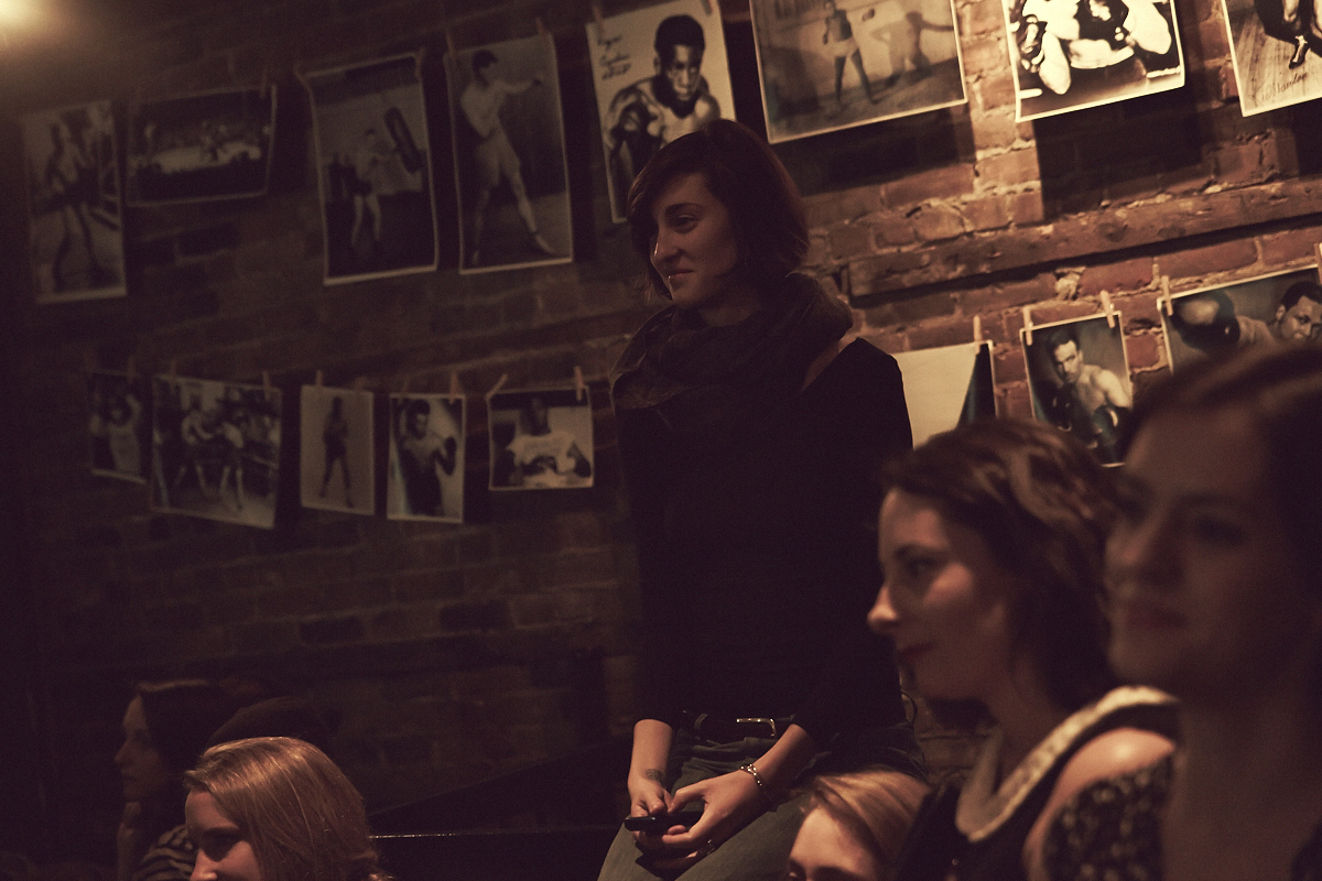 Venir en gang pour les 1 an du site de nouvelles et images érotiques jesuisvenu.com