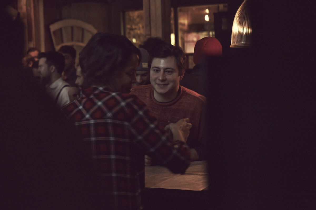 Venir en gang pour les 1 an du site de nouvelles et images érotiques jesuisvenu.com