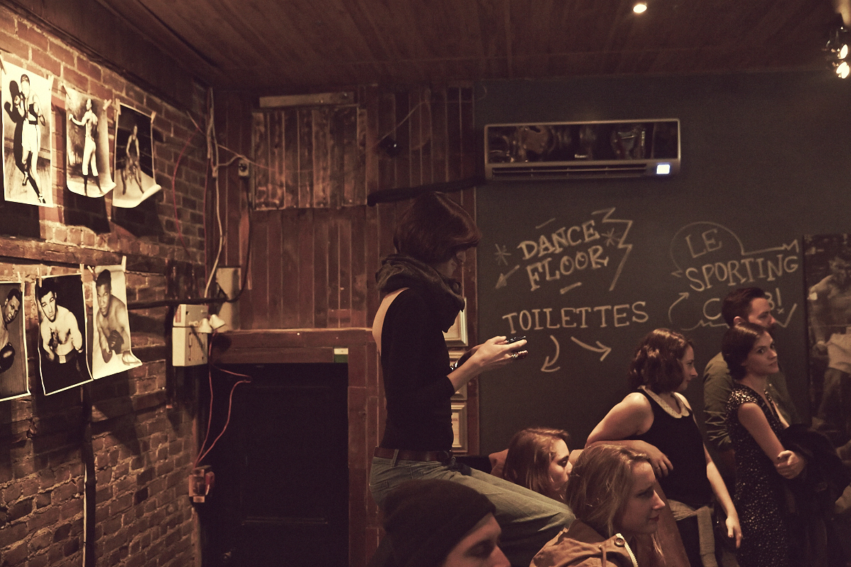 Venir en gang pour les 1 an du site de nouvelles et images érotiques jesuisvenu.com