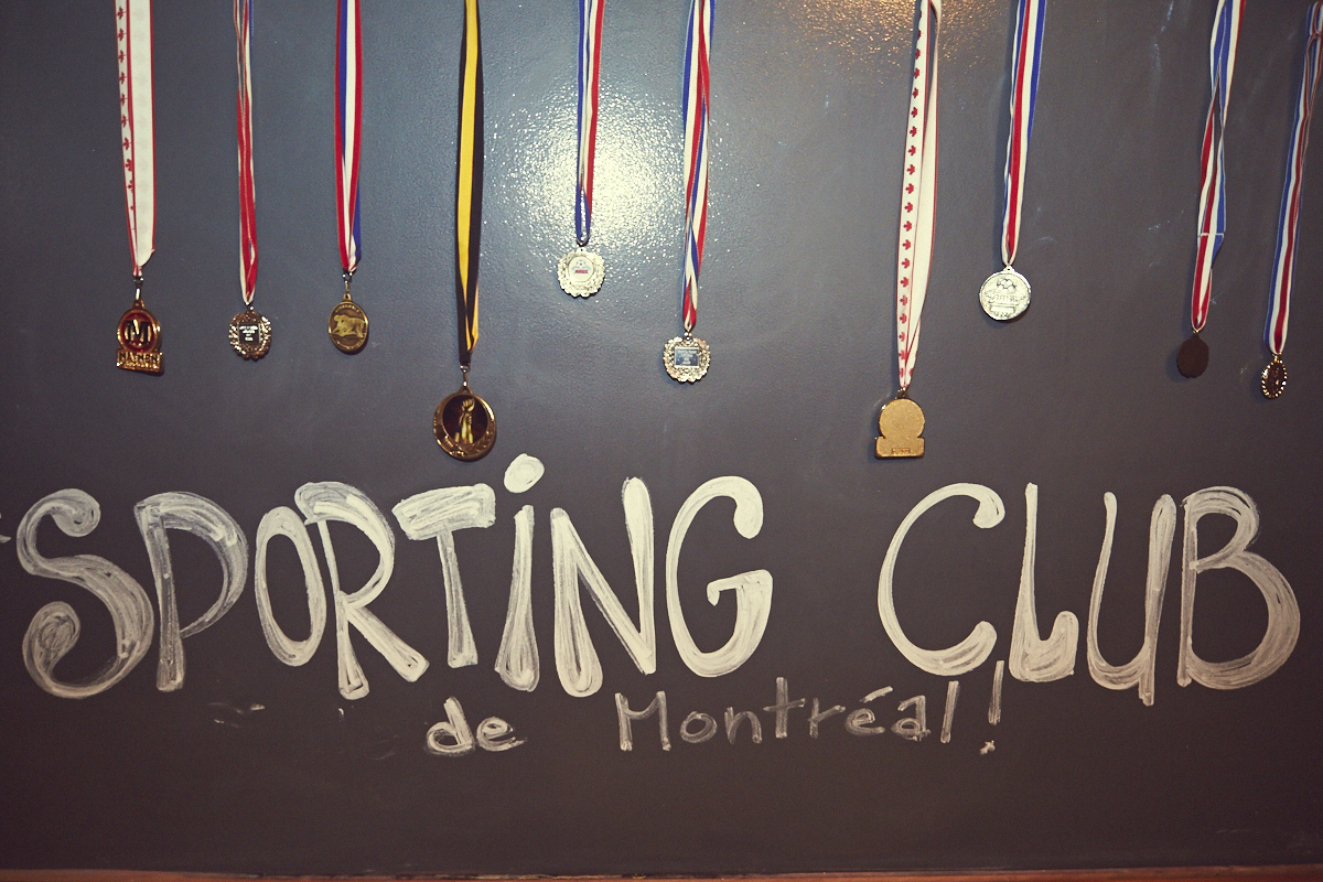 Venir en gang pour les 1 an du site de nouvelles et images érotiques jesuisvenu.com