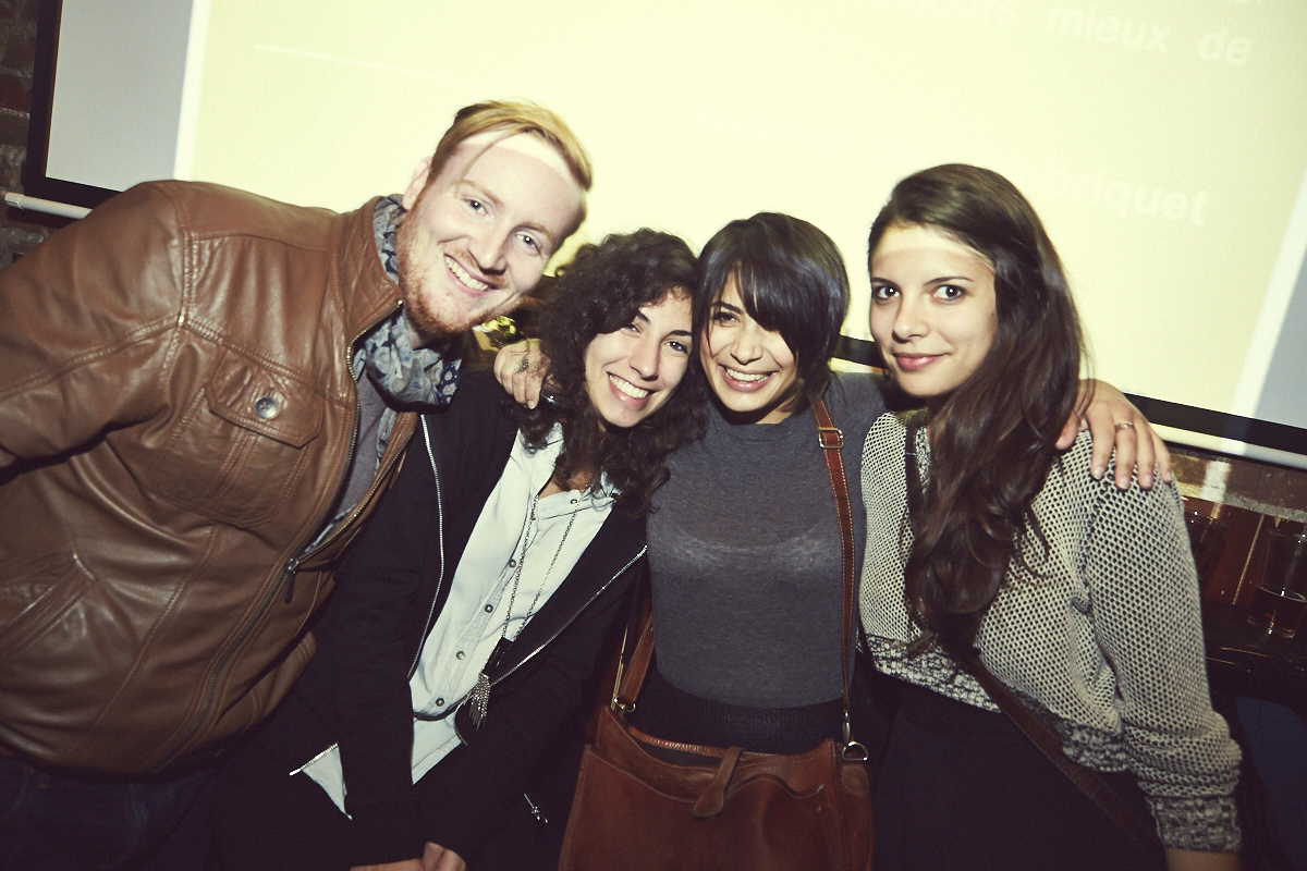 Venir en gang pour les 1 an du site de nouvelles et images érotiques jesuisvenu.com