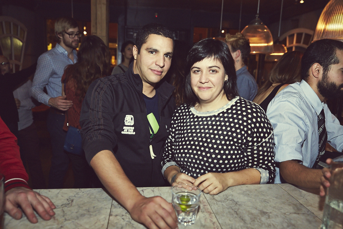 Venir en gang pour les 1 an du site de nouvelles et images érotiques jesuisvenu.com